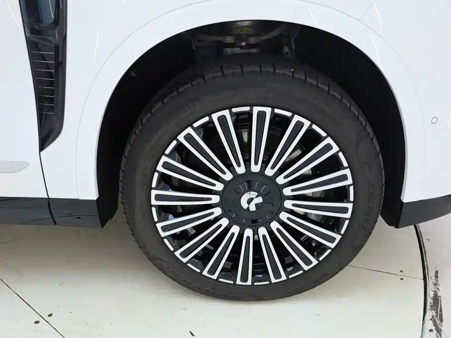 NIO ES8 2026 2025 Base Model 7-Seater