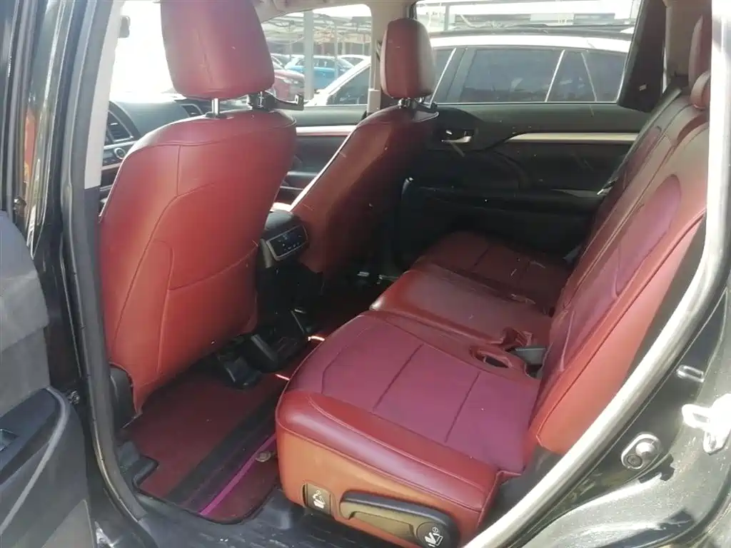 Toyota Highlander 2018 2.0T 4WD Luxury 7-seater (China V) фото 17