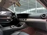 Фото 26 - Mercedes-Benz E-Class