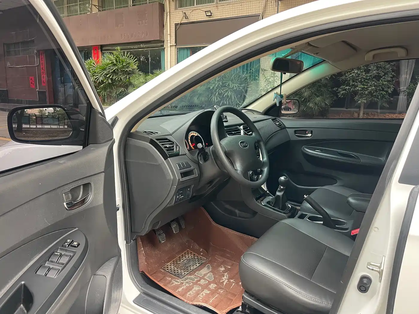 BYD F3 2020 1.5L Manual Premium Edition фото 6