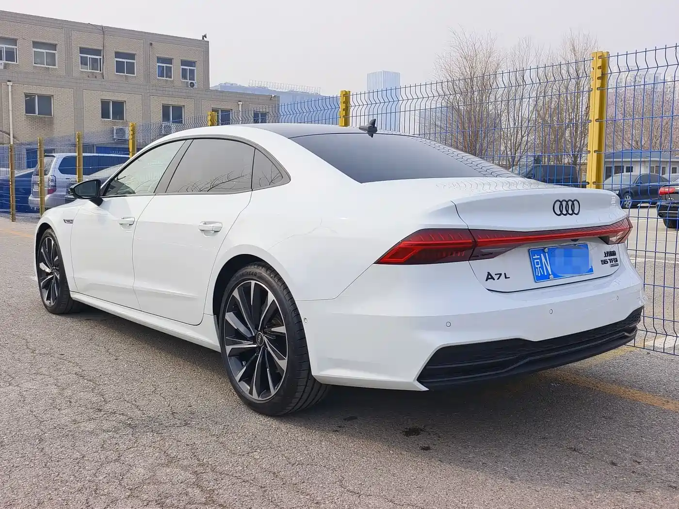 AUDI A7L
