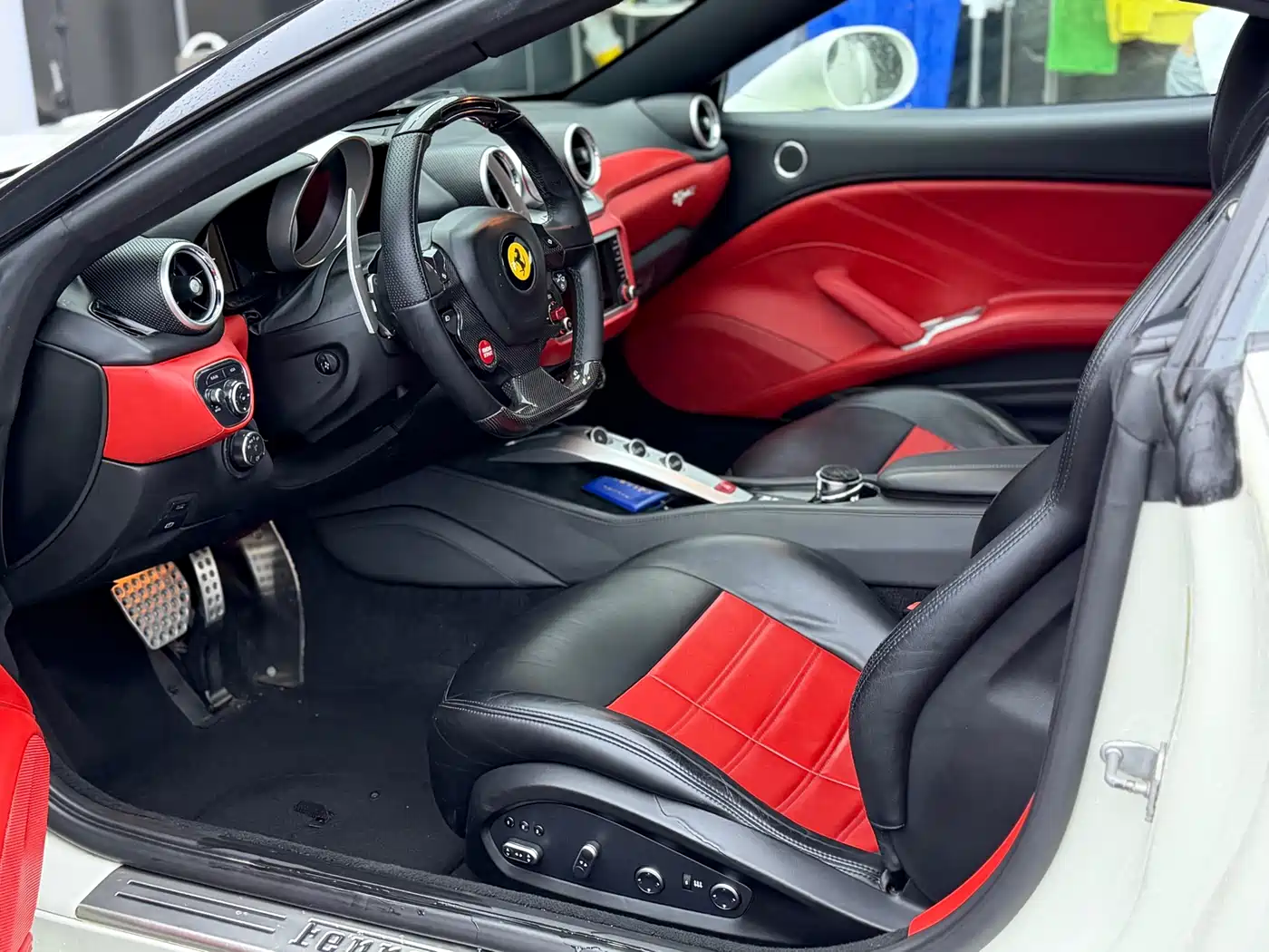 Ferrari California T 2015 3.9T Standard фото 5