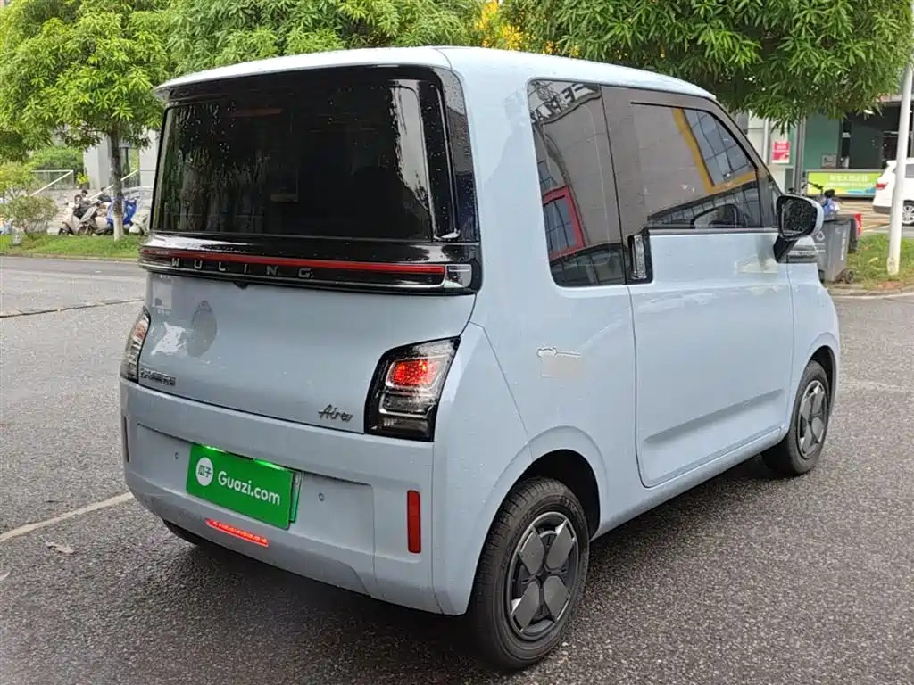 Wuling Motors Wuling Air ev 2023 2023 Model 4-Seater Standard Edition