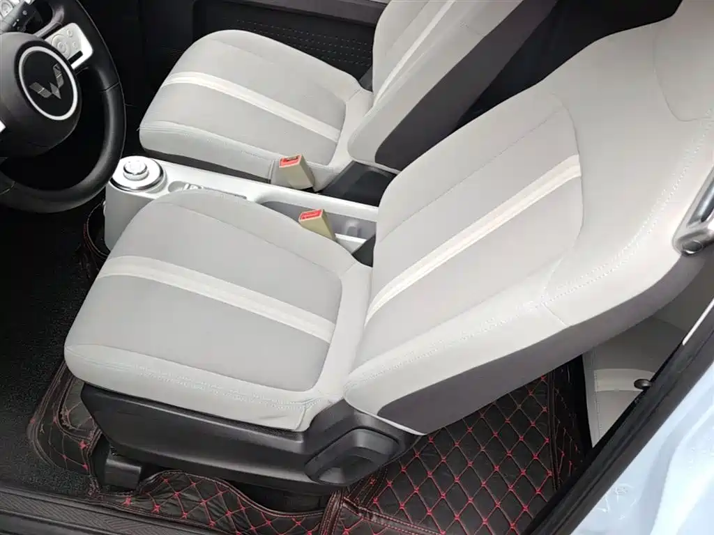 Wuling Motors Wuling Air ev 2023 2023 Model 4-Seater Standard Edition