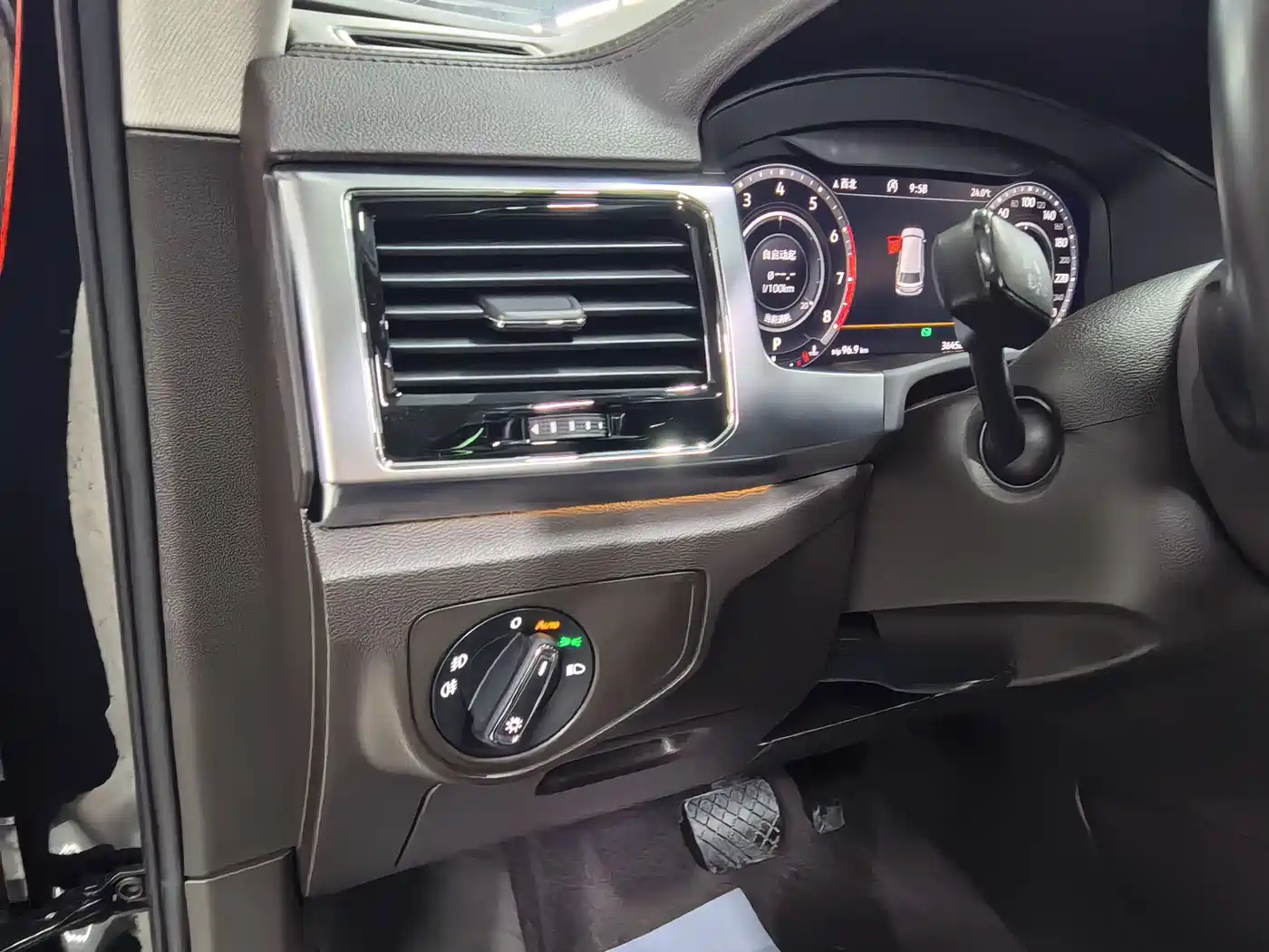 Volkswagen Teramont 2019 530 V6 AWD Flagship Edition China V фото 10