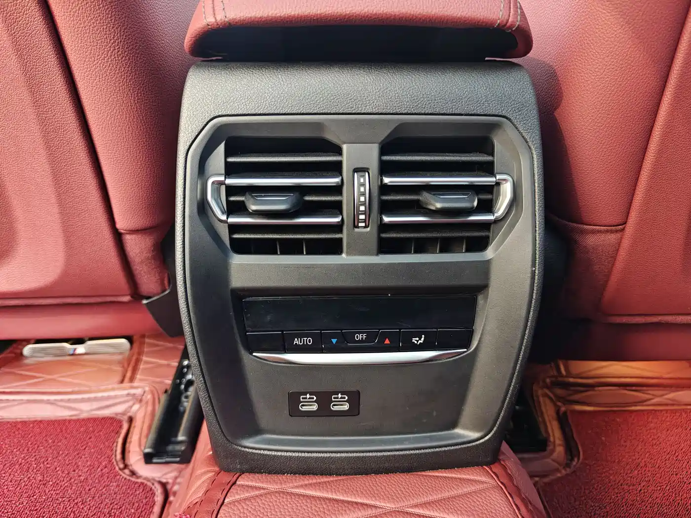 BMW 3 Series 2023 325Li M Sport Black Night Package фото 10