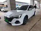 Фото 2 - Roewe i6 MAX EV