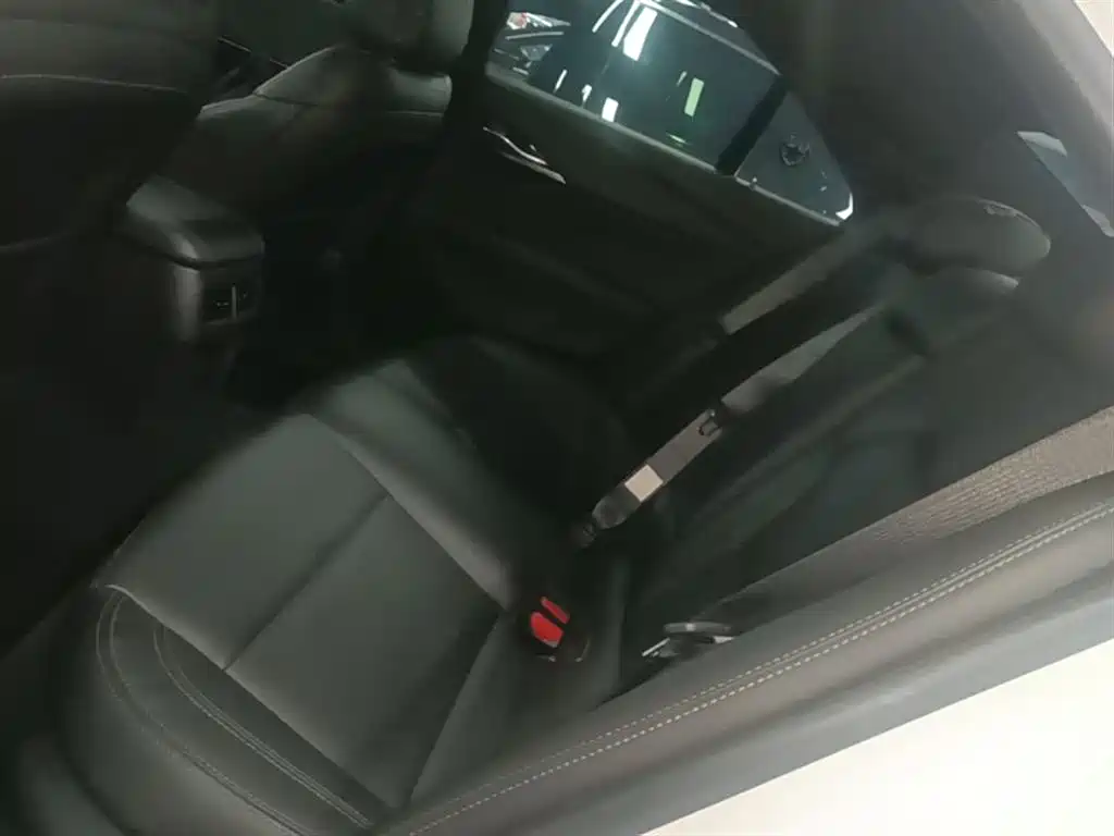 CADILLAC CT4