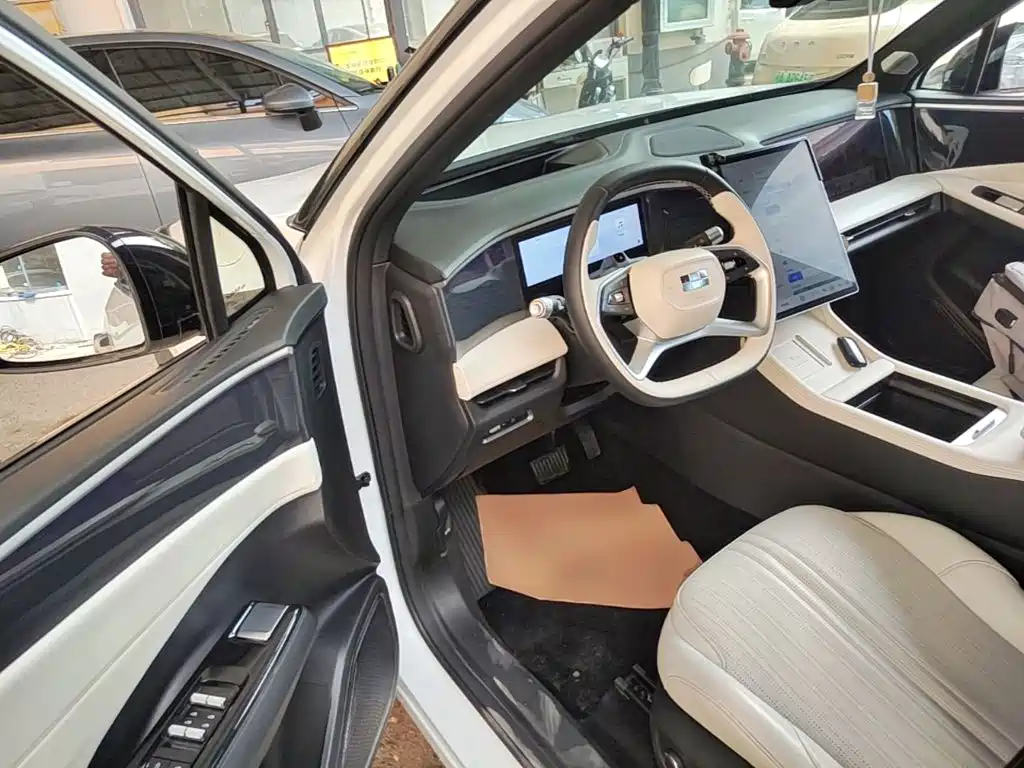 Geely Galaxy Galaxy L7 2023 2023 1.5T 115km Starship