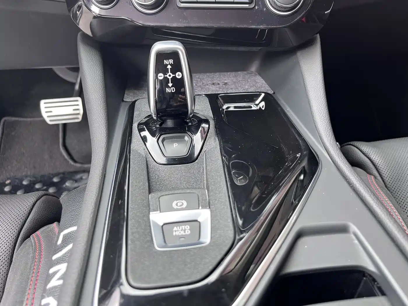 Lynk & Co 02 2019 High Energy Edition 2.0T Automatic 2WD Power Pro China VI фото 5