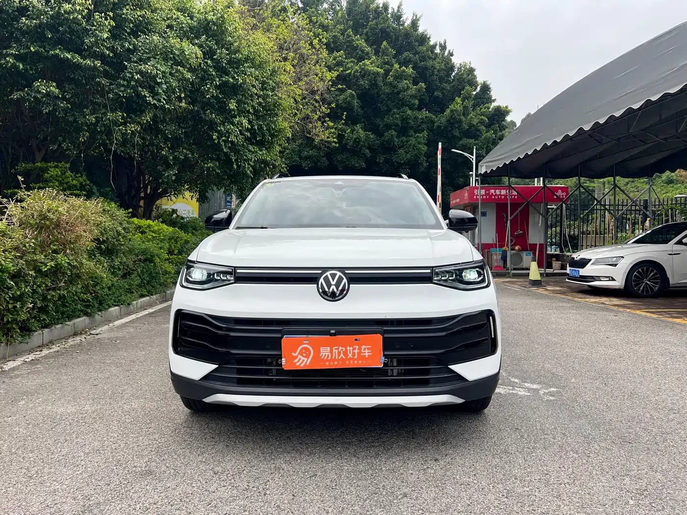 Volkswagen Tharu 2025 New Edge 300TSI Enjoyment Edition фото 2
