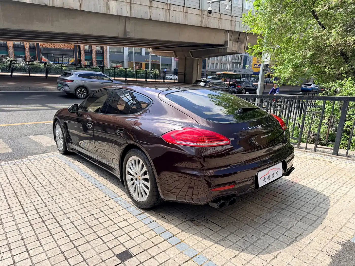 Porsche Panamera 2014 Panamera 4 3.0T фото 4