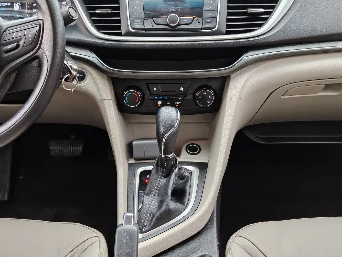 Buick Excelle 2016 15N Automatic Elite фото 8