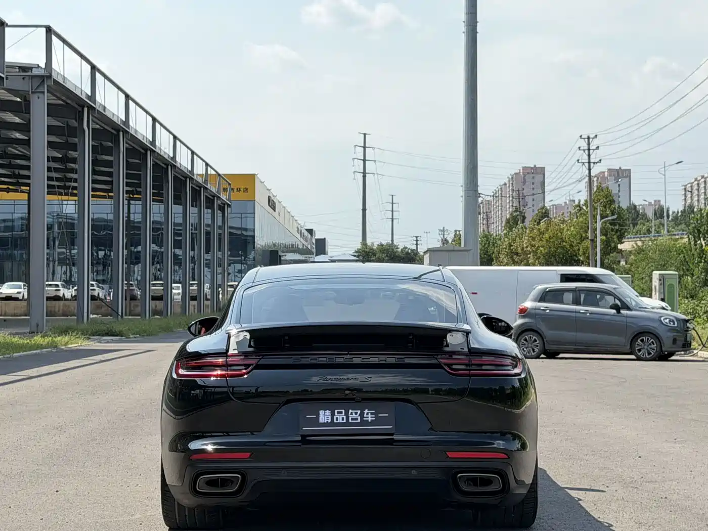 Фото 13 - Porsche Panamera