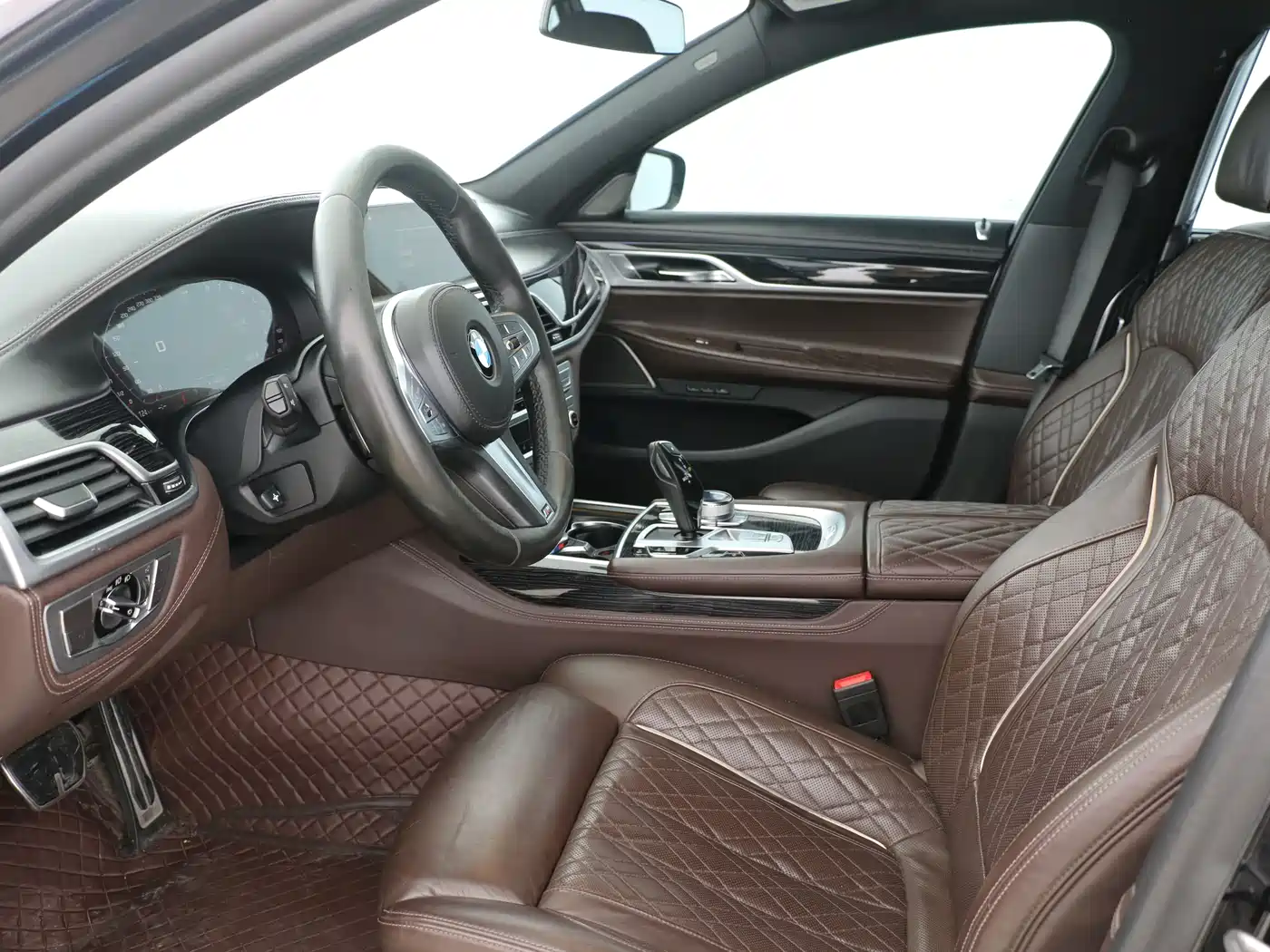 BMW 7 Series 2019 740Li Leading M Sport Package фото 4