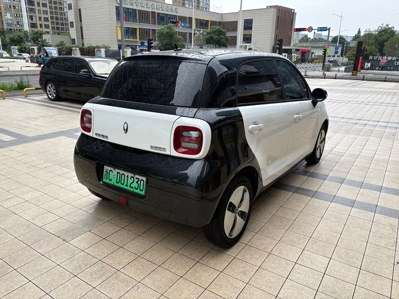 Ora Black Cat 2022 2022 301km Base NCM