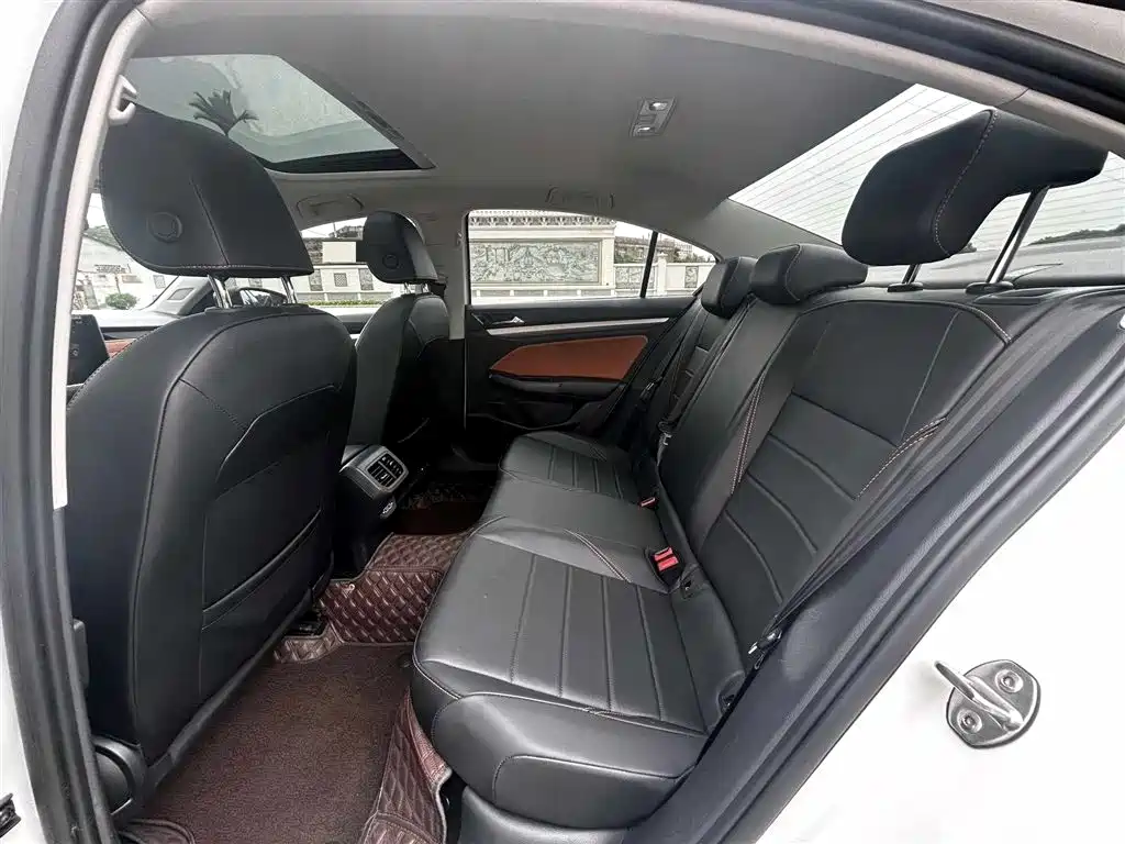 Volkswagen Bora 2023 200TSI DSG Smart Edition фото 9