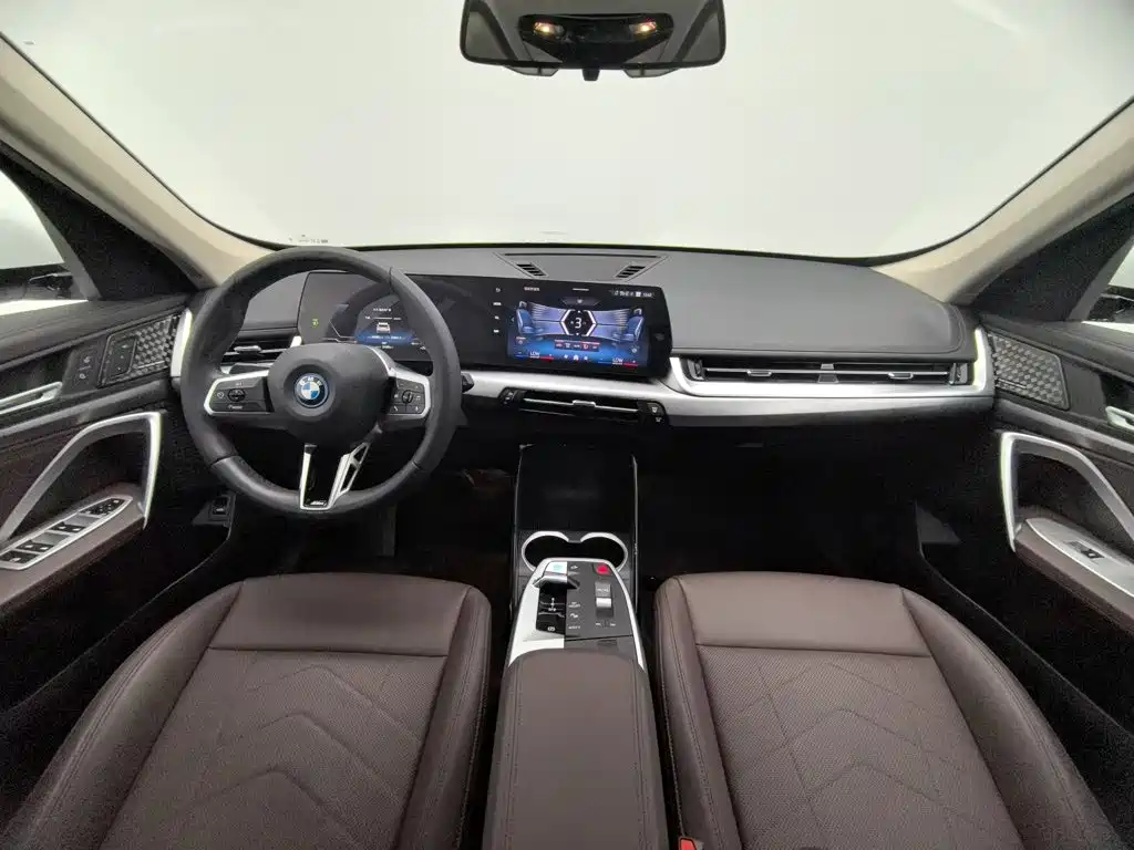 BMW iX1 2024 2023 eDrive25L M Sport Package