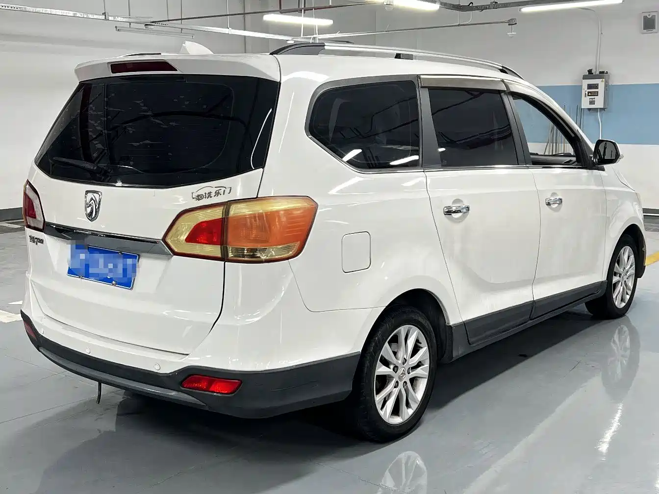 Baojun 730 2014 2014 1.5L Manual Comfort 7-seater