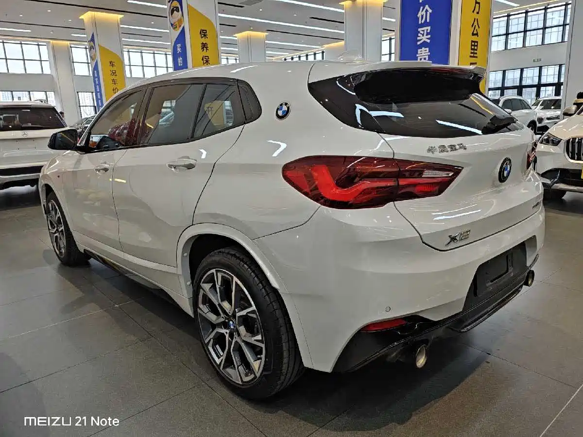 BMW X2 2021 Facelift sDrive25i Shadow Night Edition фото 4
