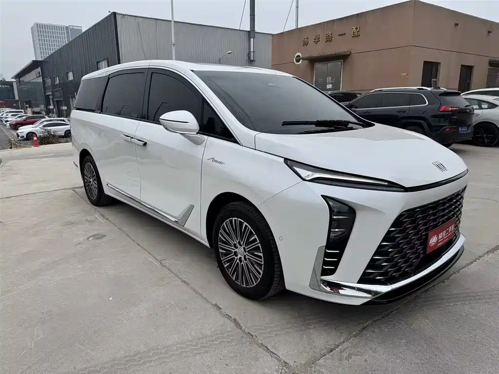 BUICK GL8 NEW ENERGY