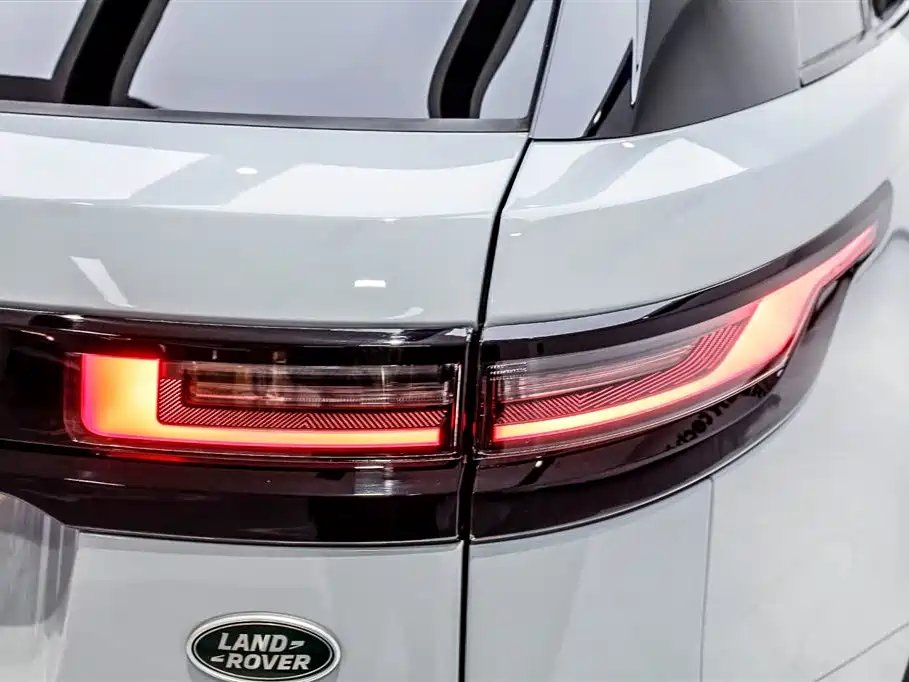 Land Rover Range Rover Velar 2024 Dynamic SE фото 11