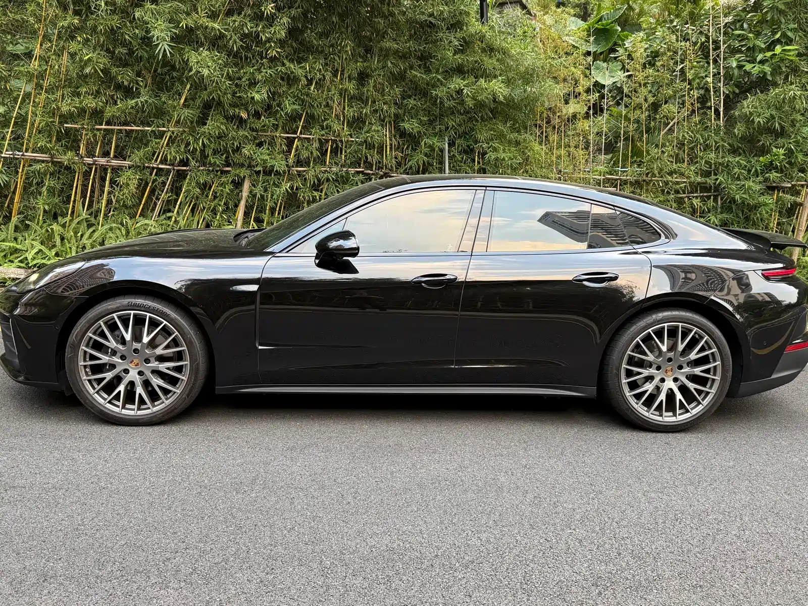 Photo 7 - Porsche Panamera