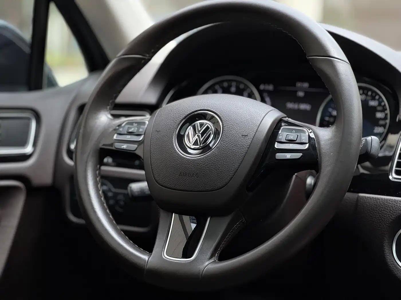 Volkswagen Touareg 2017 3.0TSI Explorer Edition фото 21