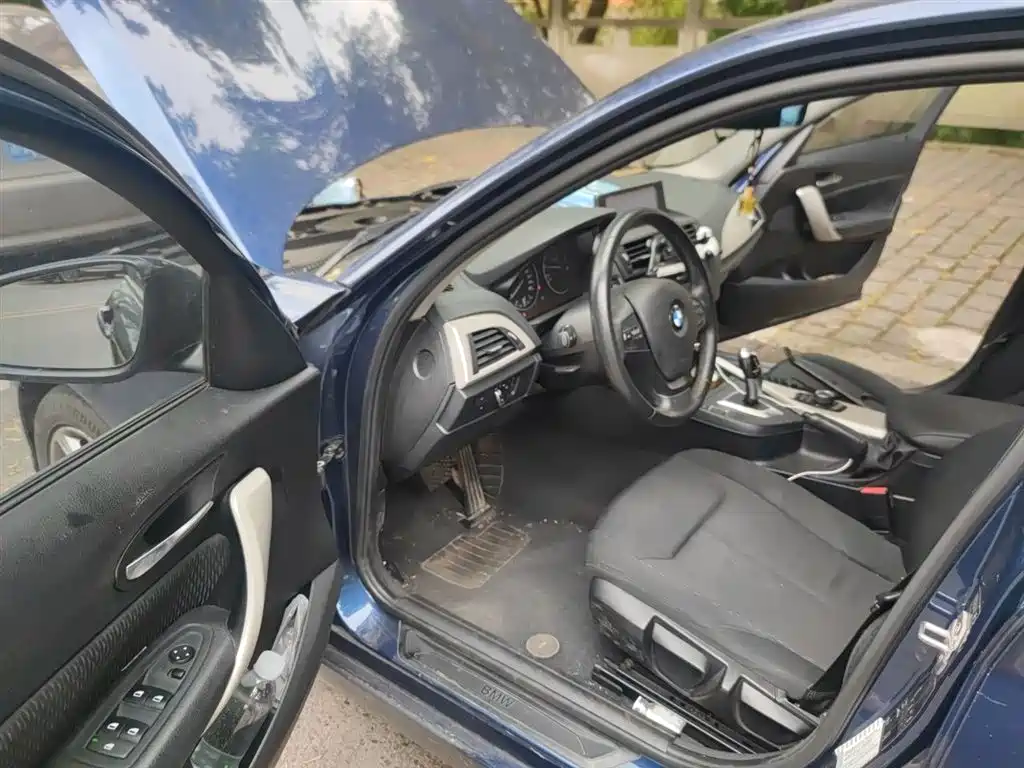BMW 1 Series (Import) 2013 Facelift 116i Leading Model фото 14