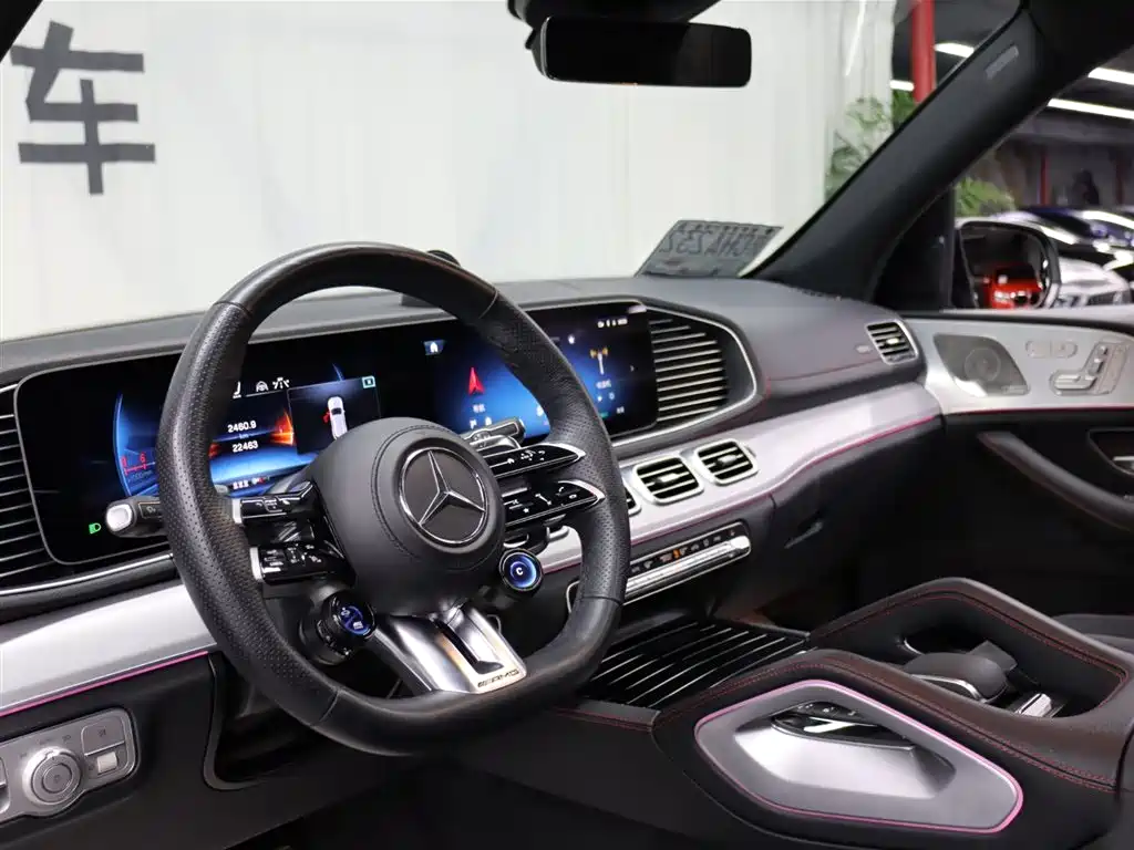 Mercedes-Benz GLE AMG 2025 AMG GLE 53 4MATIC+ фото 8