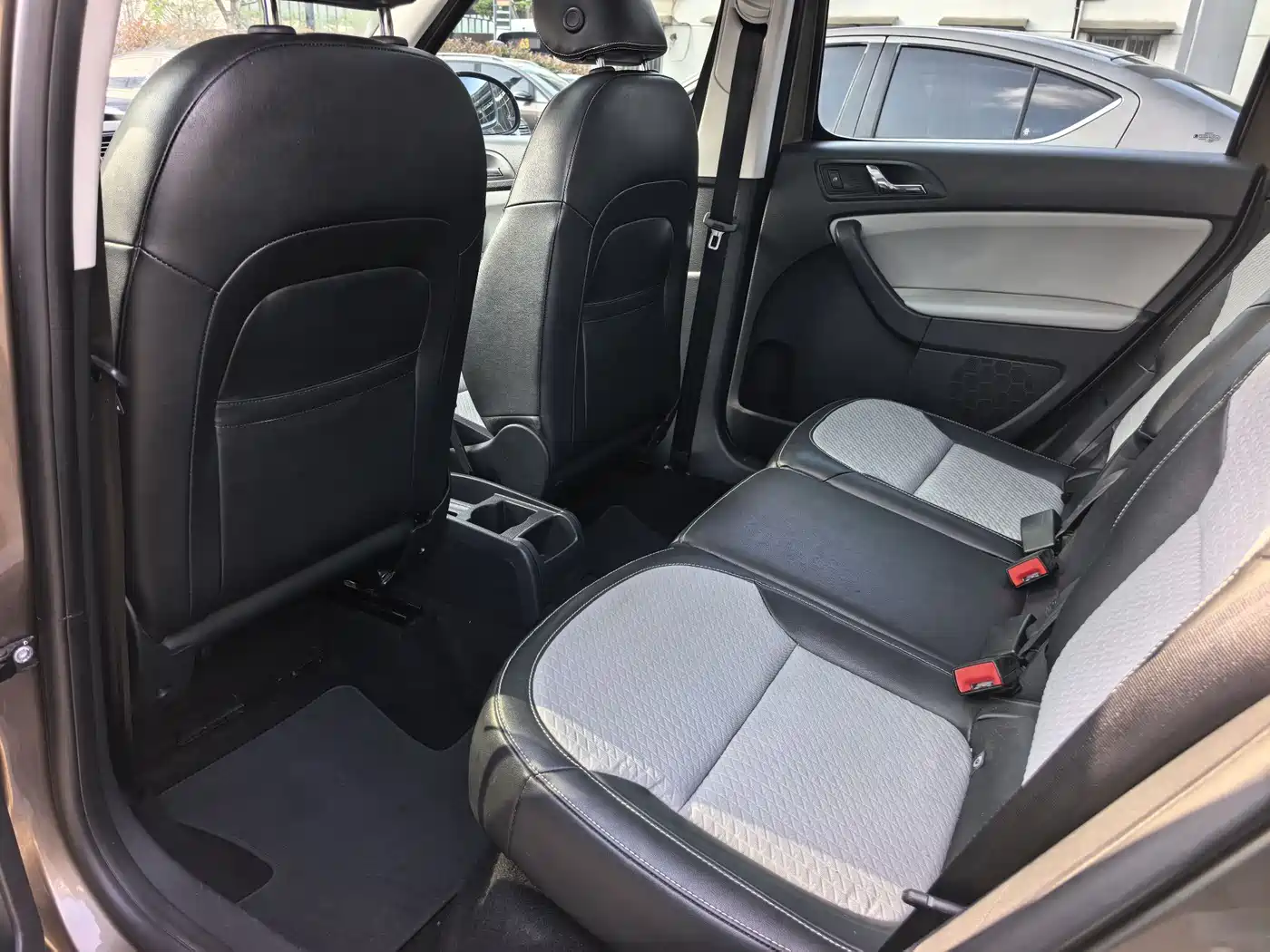 Škoda Yeti 2016 1.4TSI DSG Forward Edition фото 15