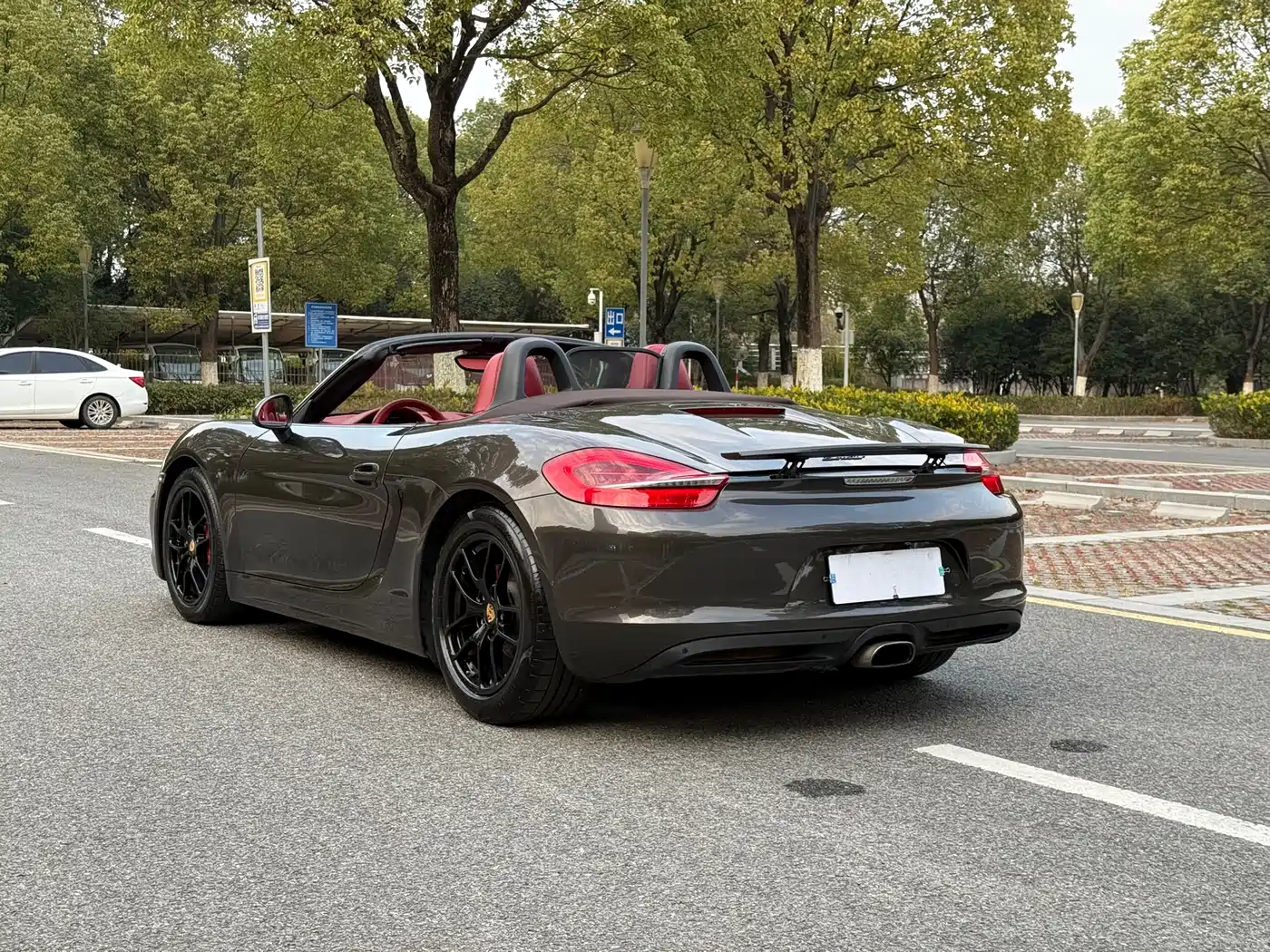 Porsche Boxster 2013 Boxster 2.7L фото 8