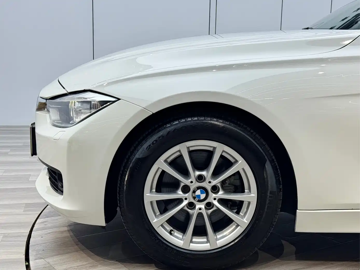 BMW 3 Series 2015 316i Progressive фото 20