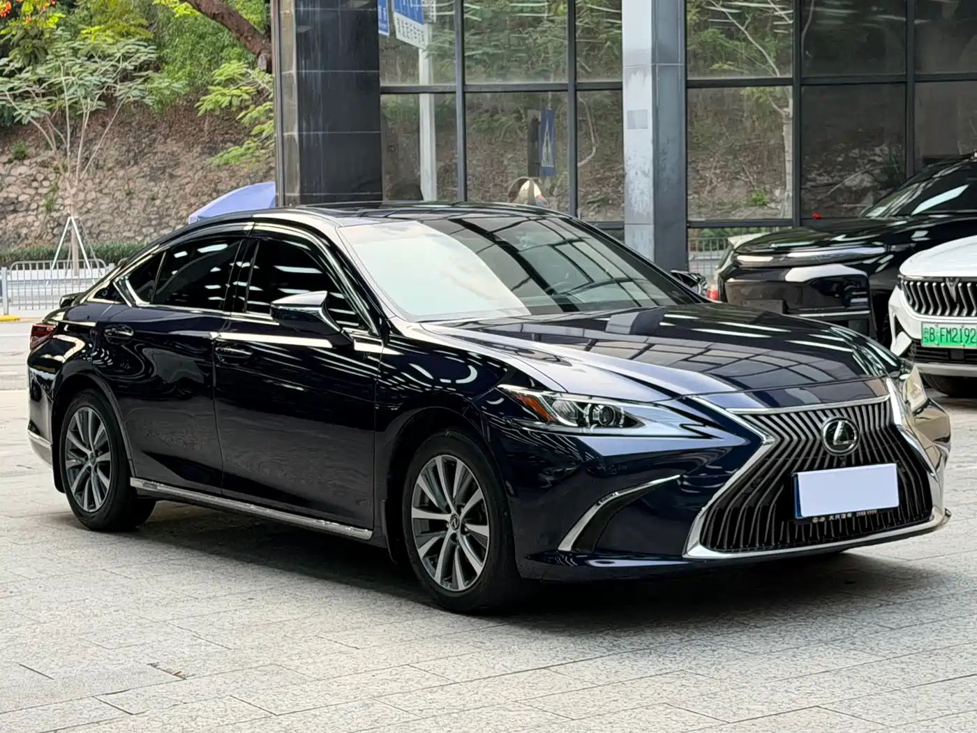 Lexus ES 2020 200 Excellence фото 3