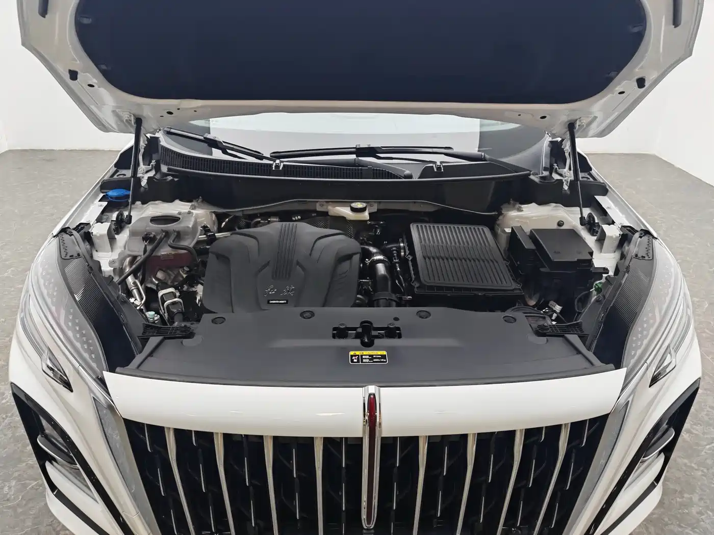 Hongqi HONGQI HS3 PHEV