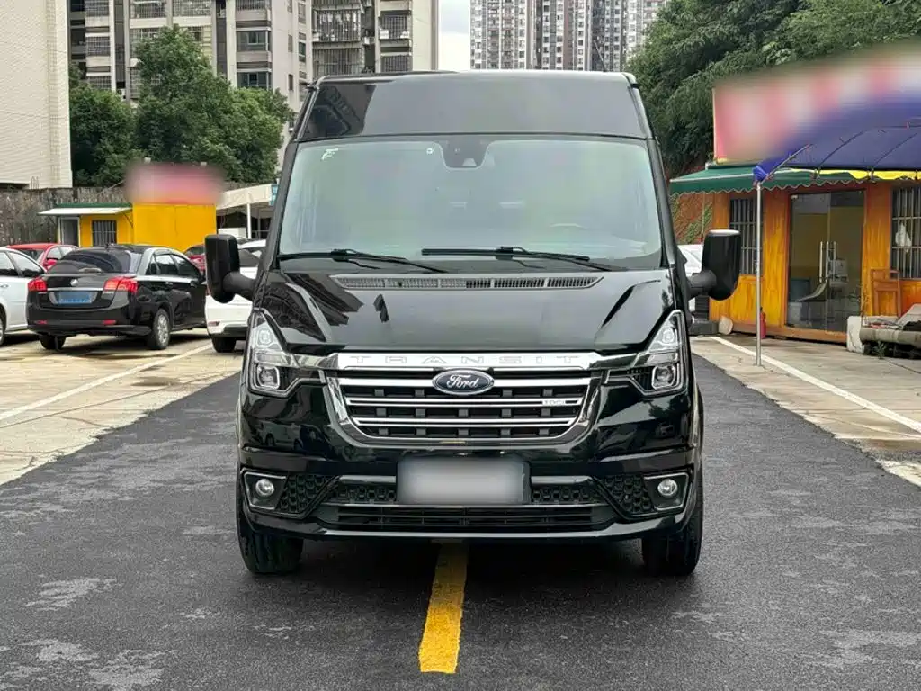 Ford New Generation Transit 2021 2021 2.2T automatic luxury bus Pro long wheelbase with mechanical step 9-seater medium roof China VI