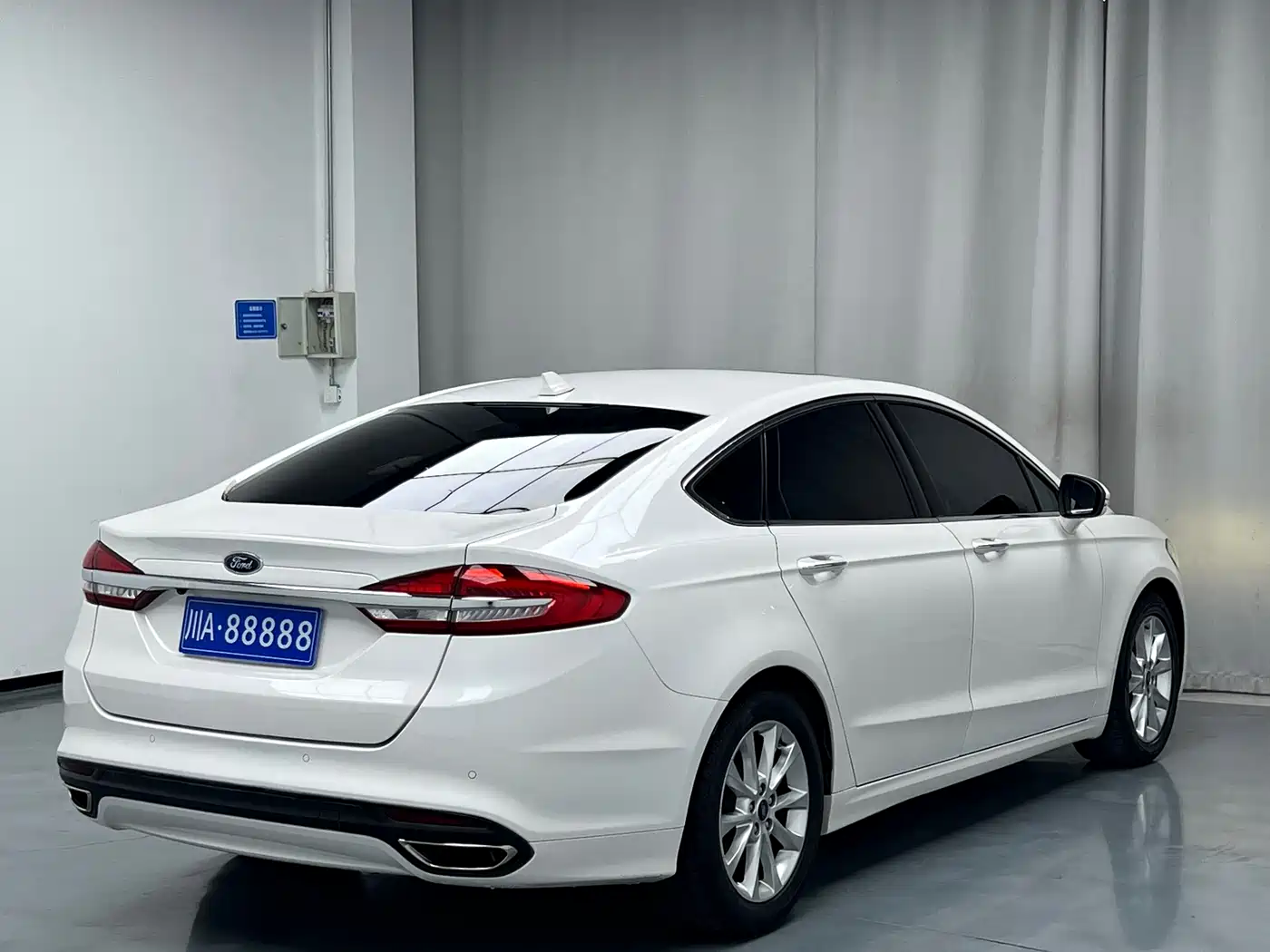 FORD MONDEO