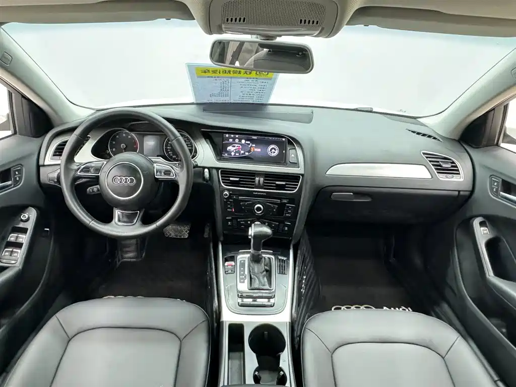 Audi A4L 2013 35 TFSI Automatic Standard фото 12