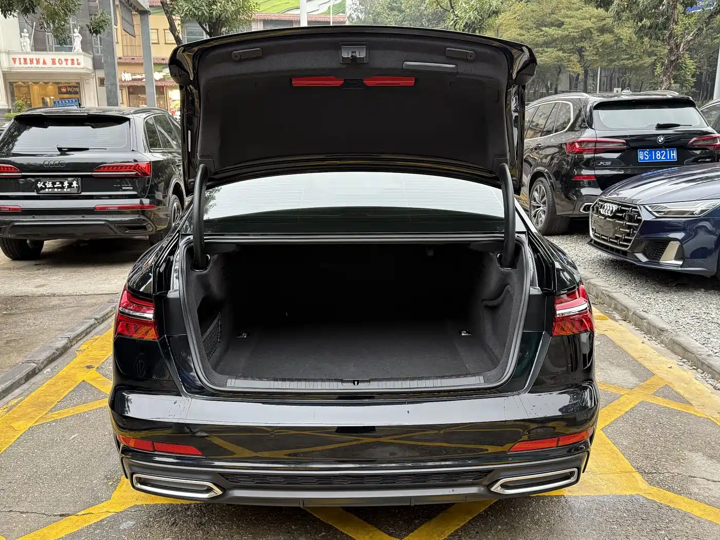 Audi A6L 2022 45 TFSI quattro Premium Dynamic фото 15