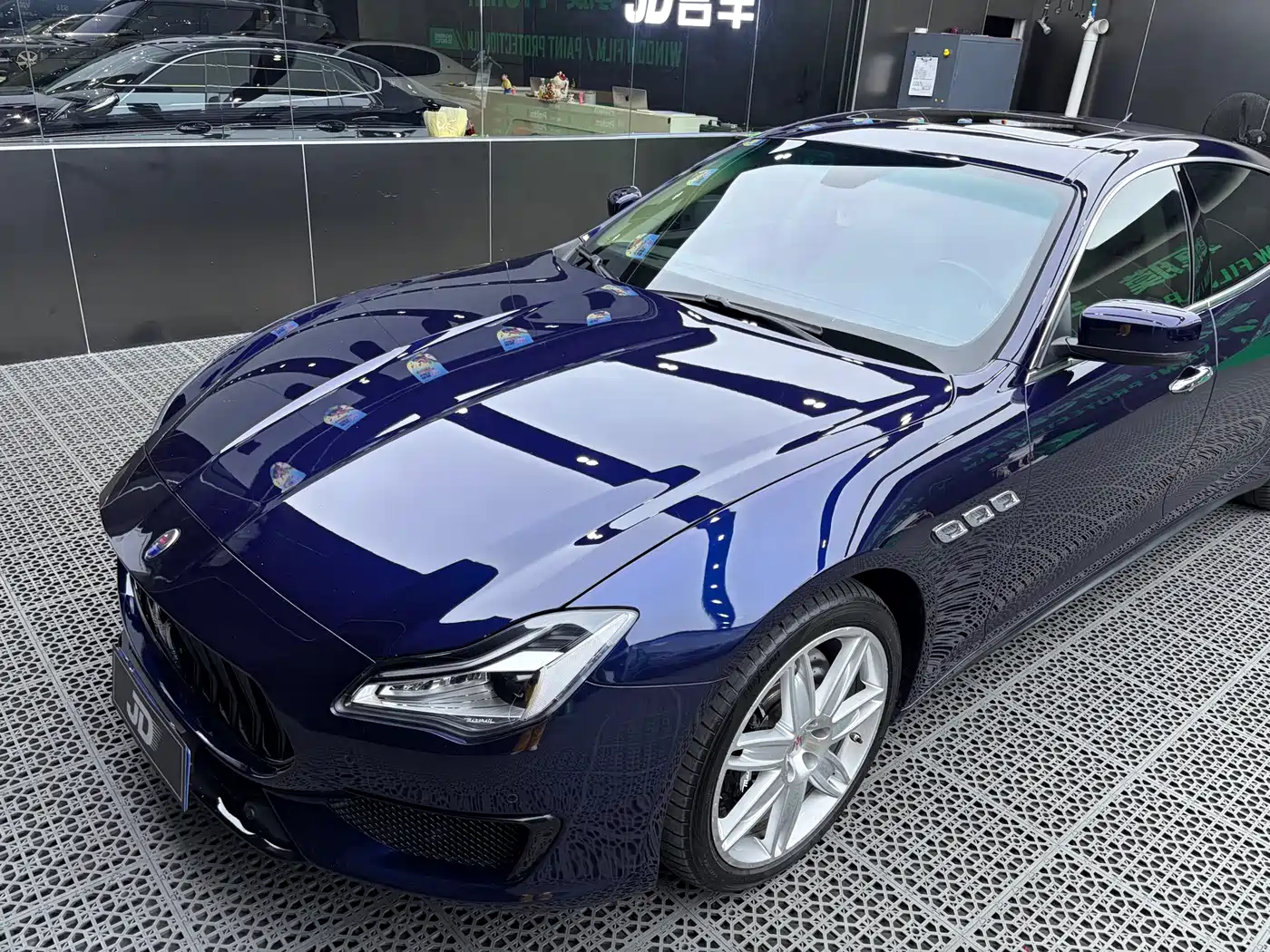 Фото 14 - Maserati Quattroporte