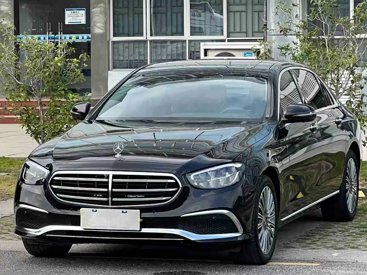 Mercedes-Benz E-Class 2023 Facelift E 300 L Fashion