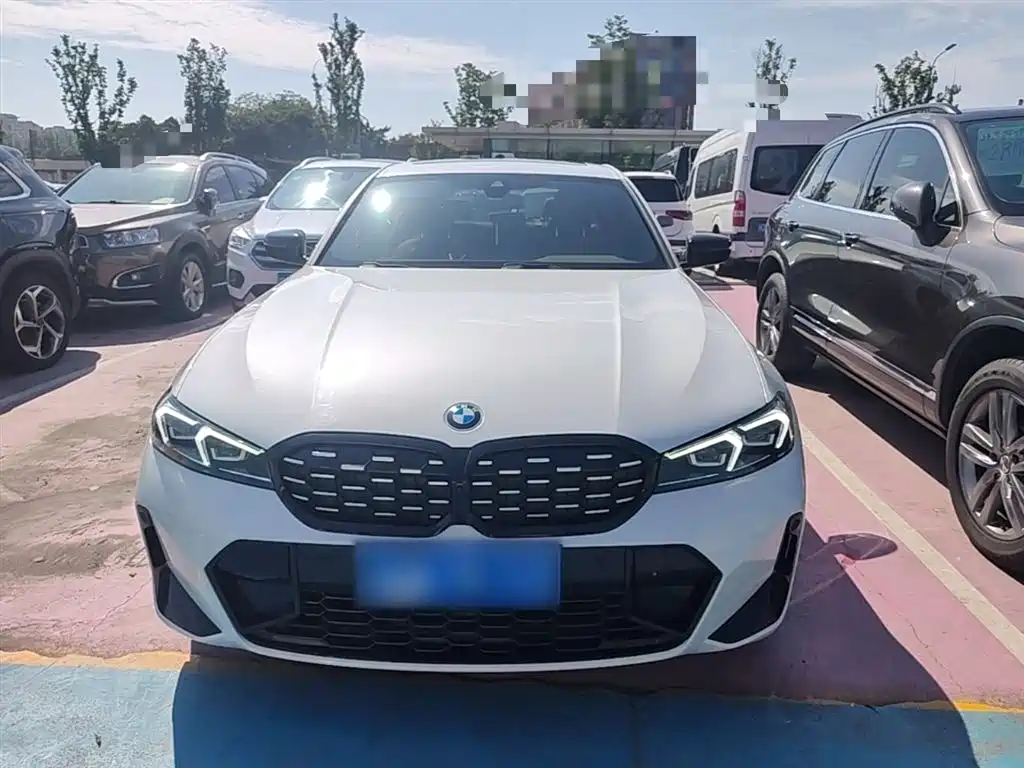 BMW 3 Series 2024 325i M Sport Shadowline Package фото 3