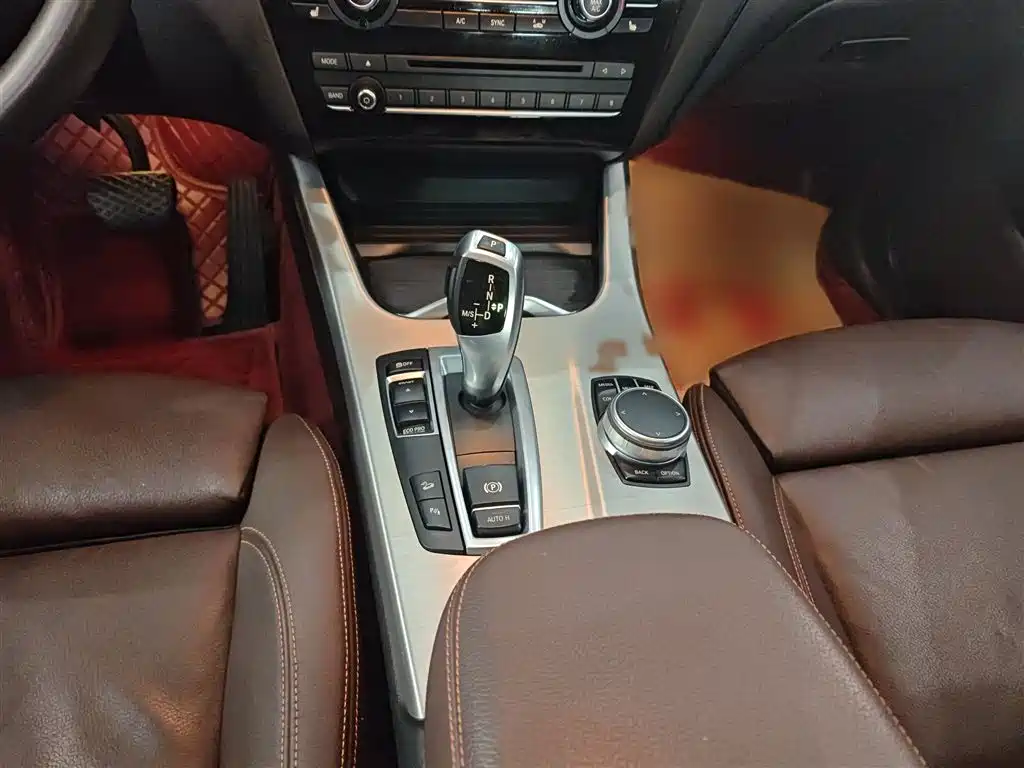 BMW X4 2016 Model xDrive20i M Sport фото 11