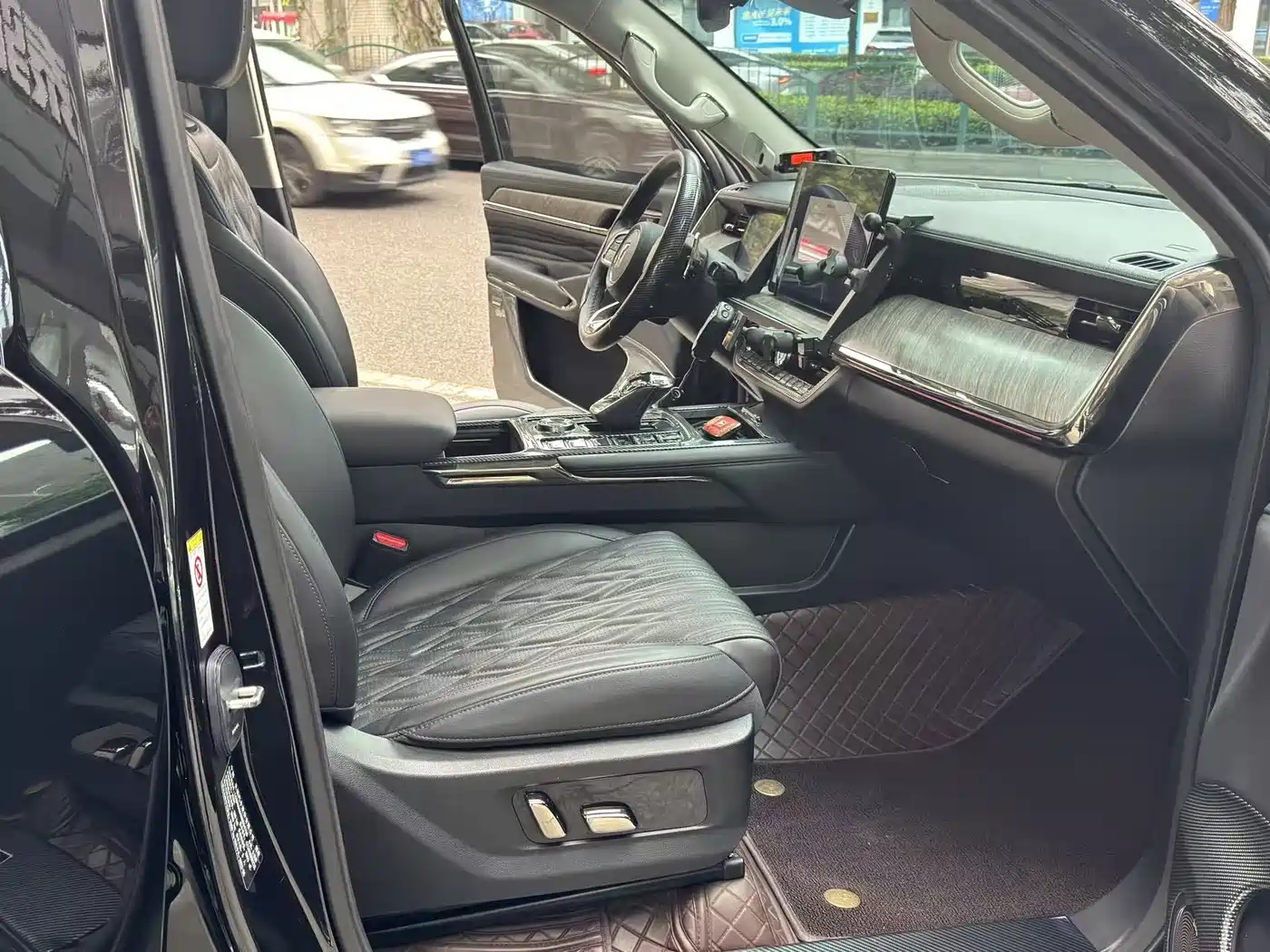 Tank 500 2022 3.0T Sport Edition Zaojing 5-Seater фото 14