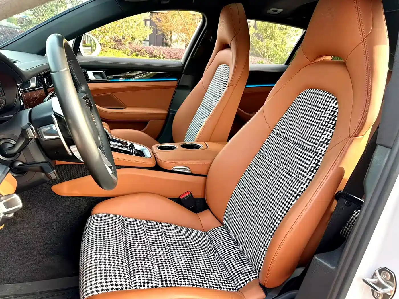 Porsche Panamera 2017 Panamera 4 Sport Turismo 3.0T фото 6