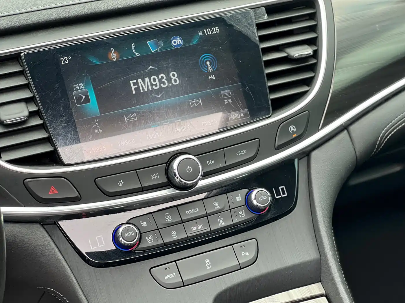 Buick LaCrosse 2018 Model 20T Elite Edition фото 11