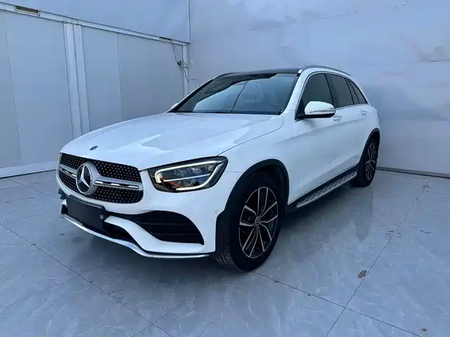 MERCEDES-BENZ GLC