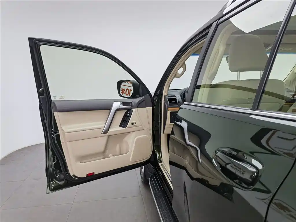 Toyota Prado 2018 3.5L Auto VX NAVI фото 8