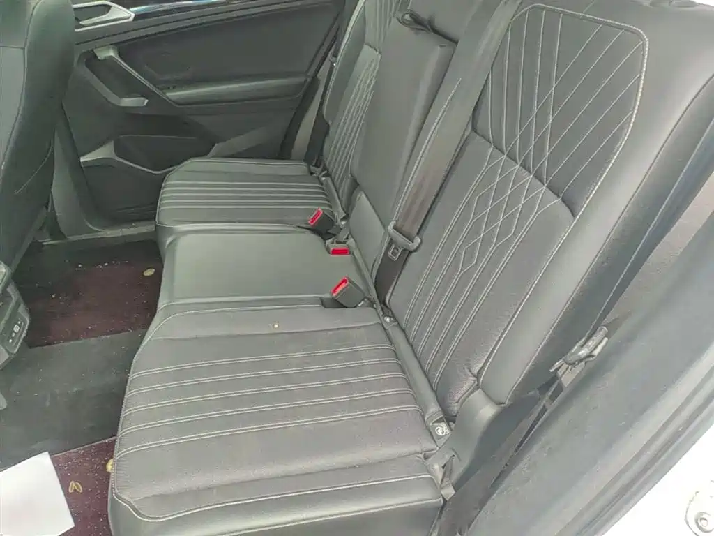Volkswagen Tiguan L 2023 330TSI Auto 2WD Comfort Edition фото 17