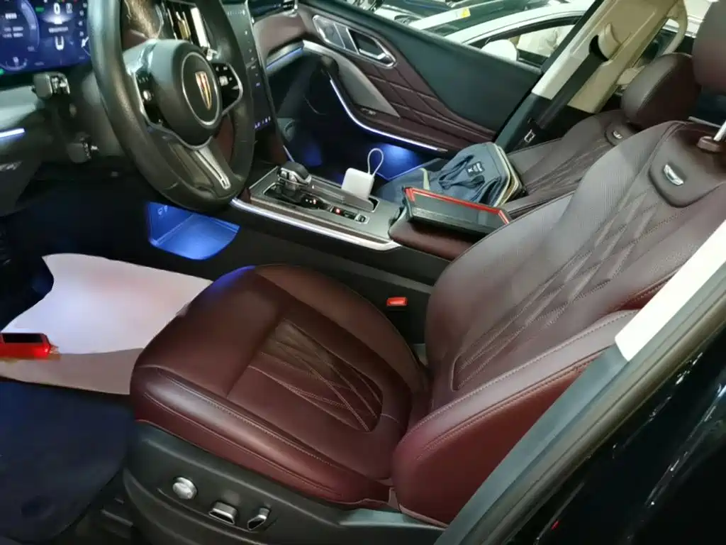 Hongqi HS7 PHEV 2025 2024 2.0T PHEV 4WD Flagship Edition 6-seater